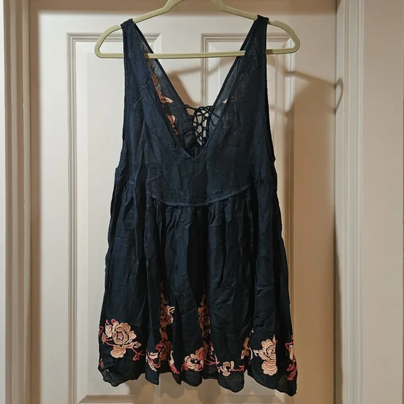 Free People Embroidered Aida Mini Slip Dress V Neck Sleeveless A Line S Navy NWT - Picture 13 of 15